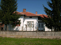 House for sale near Montana