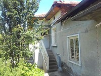 Houses in Polski Trambesh