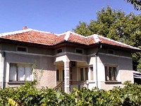 Houses in Polski Trambesh