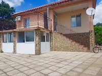 House for sale close to the sea