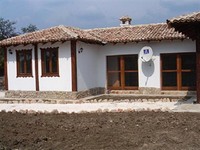 Charming Newly Built House Near The Sea