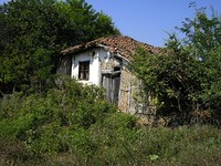 Ruined house for sale near Yambol