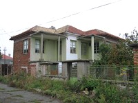 House In Good Location