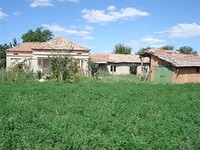 Large Property Near The Sea