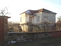 Cosy Two Storey House At The End Of A Village